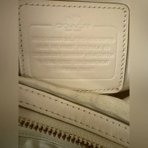 Coach Madison Carlyle Shoulder Bag Chalk Leather F37637 Hobo Tote Purse - Picture 15 of 15